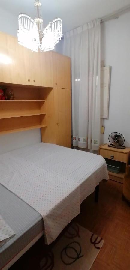 Mary'S Rooms Low Cost Valencia Exterior foto